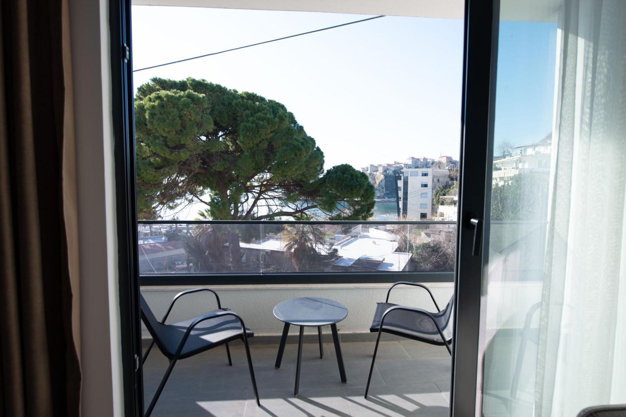 Botanica Boutique Hotel Ulcinj Buitenkant foto