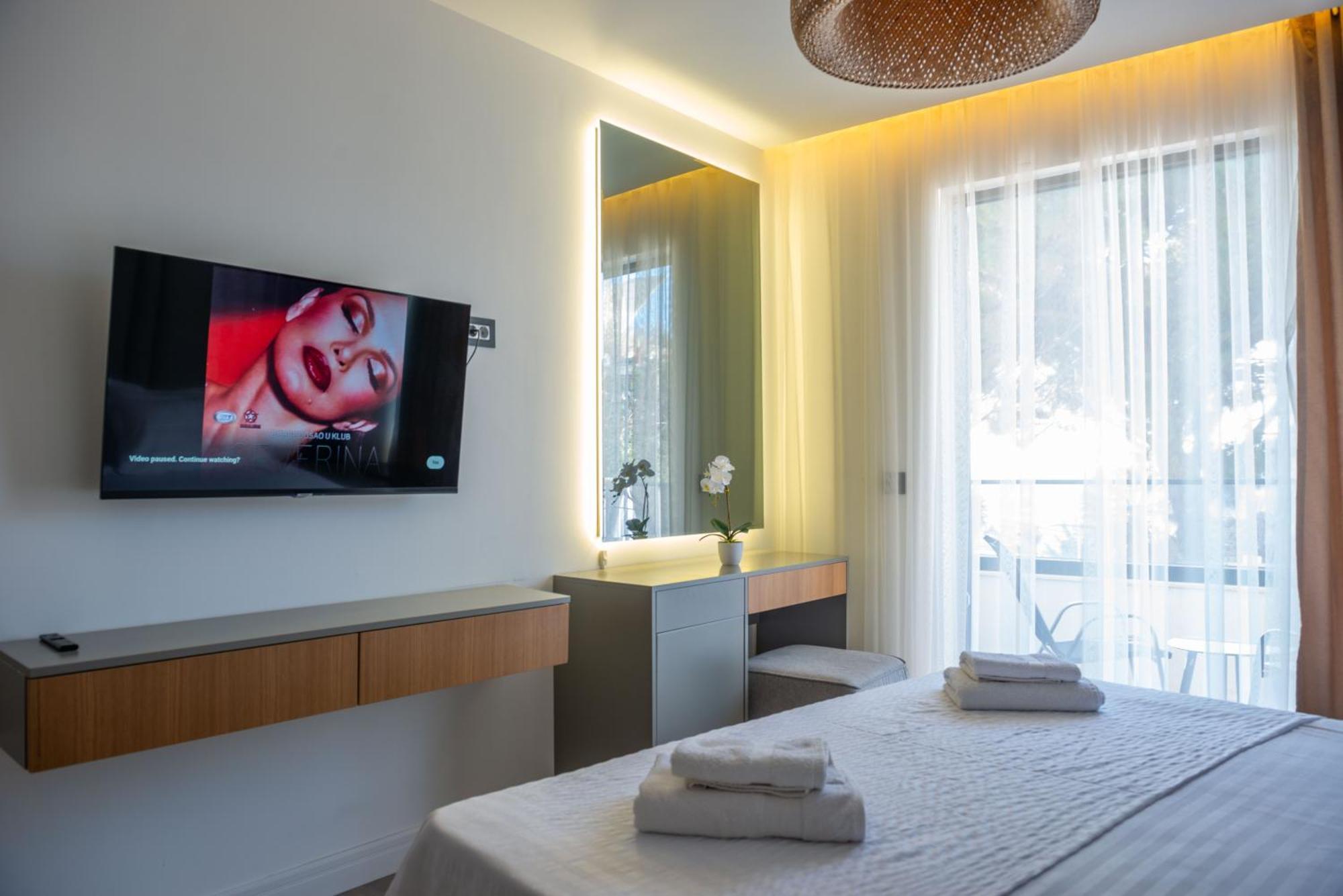 Botanica Boutique Hotel Ulcinj Buitenkant foto
