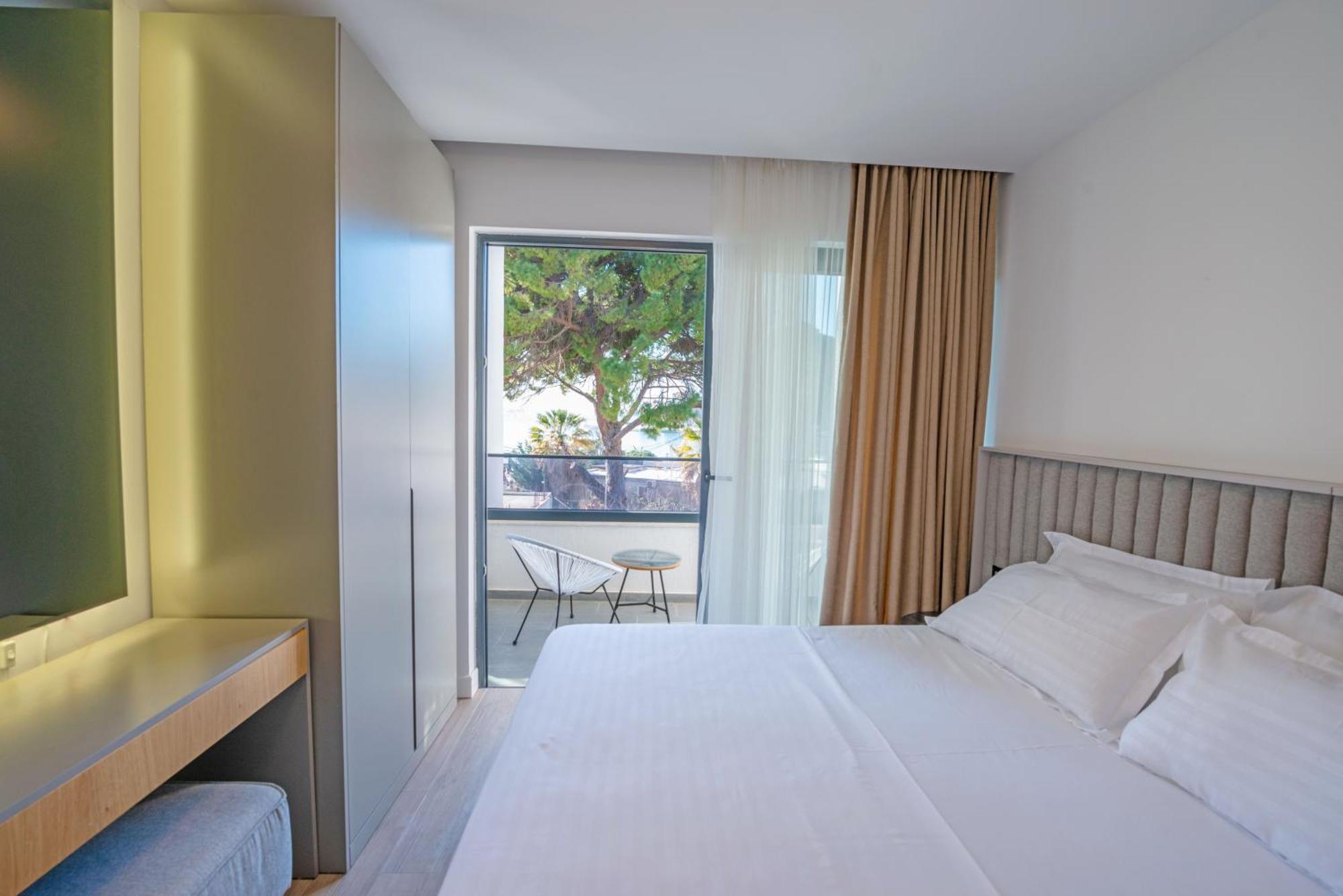 Botanica Boutique Hotel Ulcinj Buitenkant foto