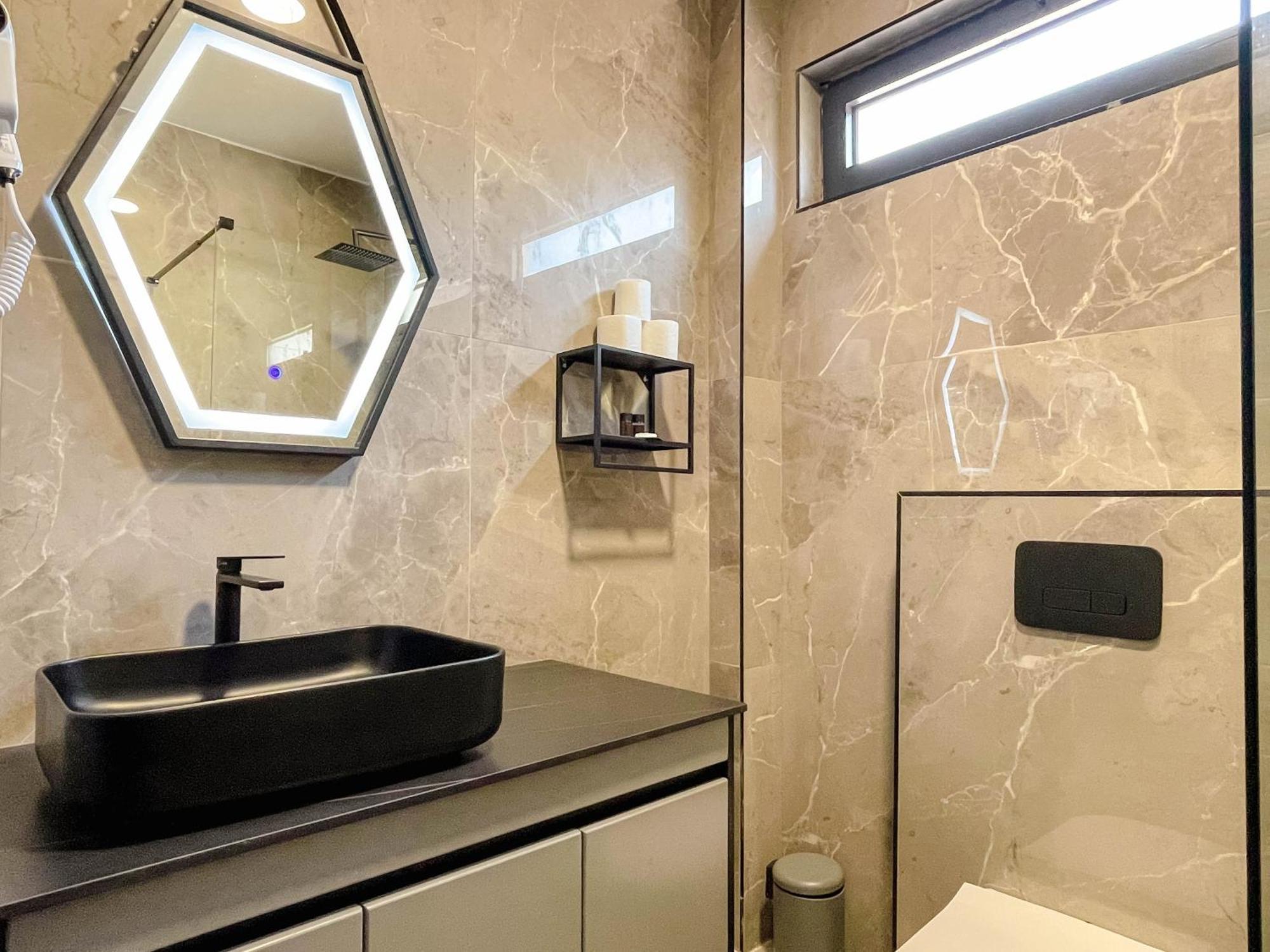 Botanica Boutique Hotel Ulcinj Buitenkant foto